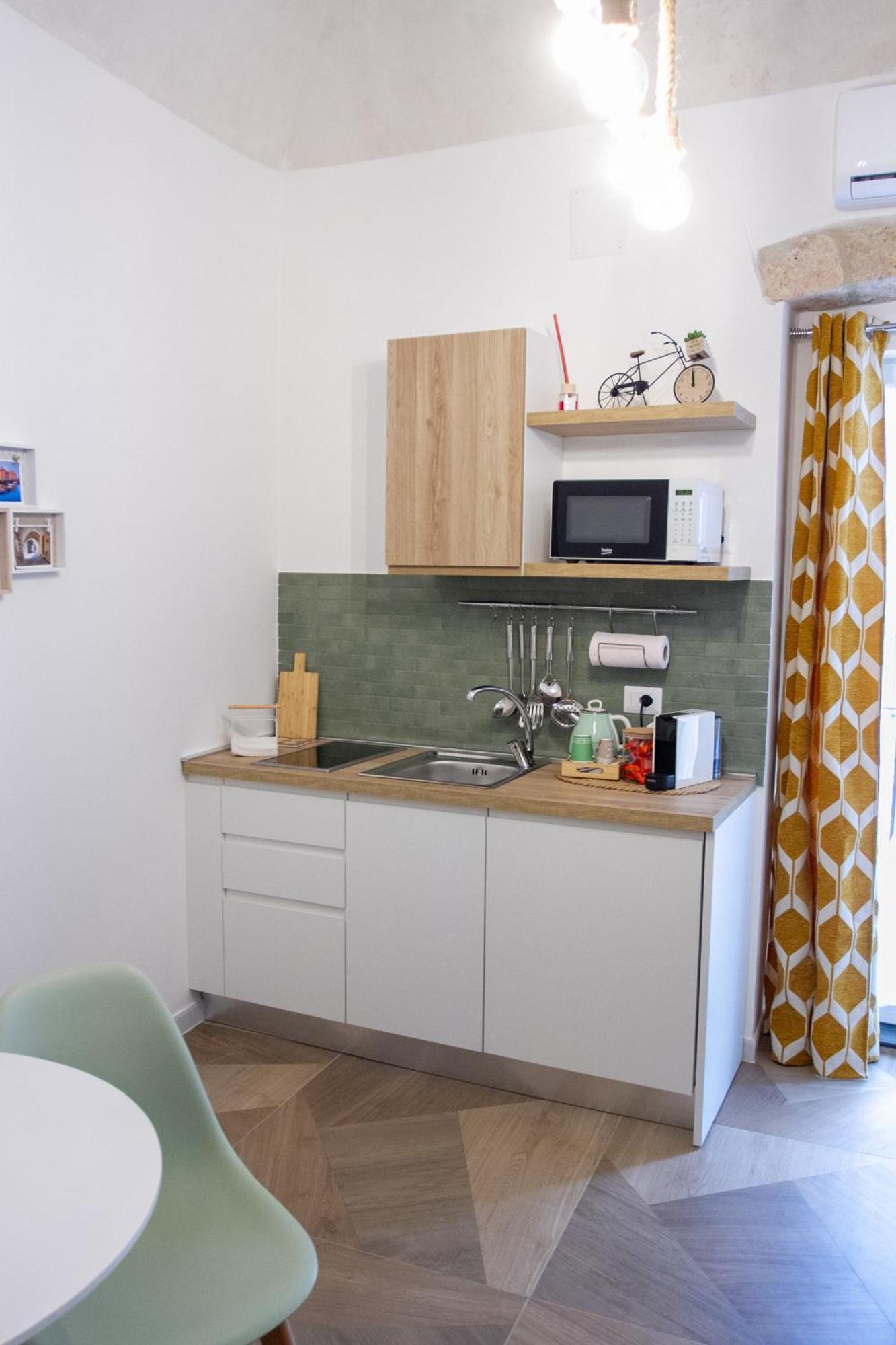 Bari In Un Click Appartement Buitenkant foto