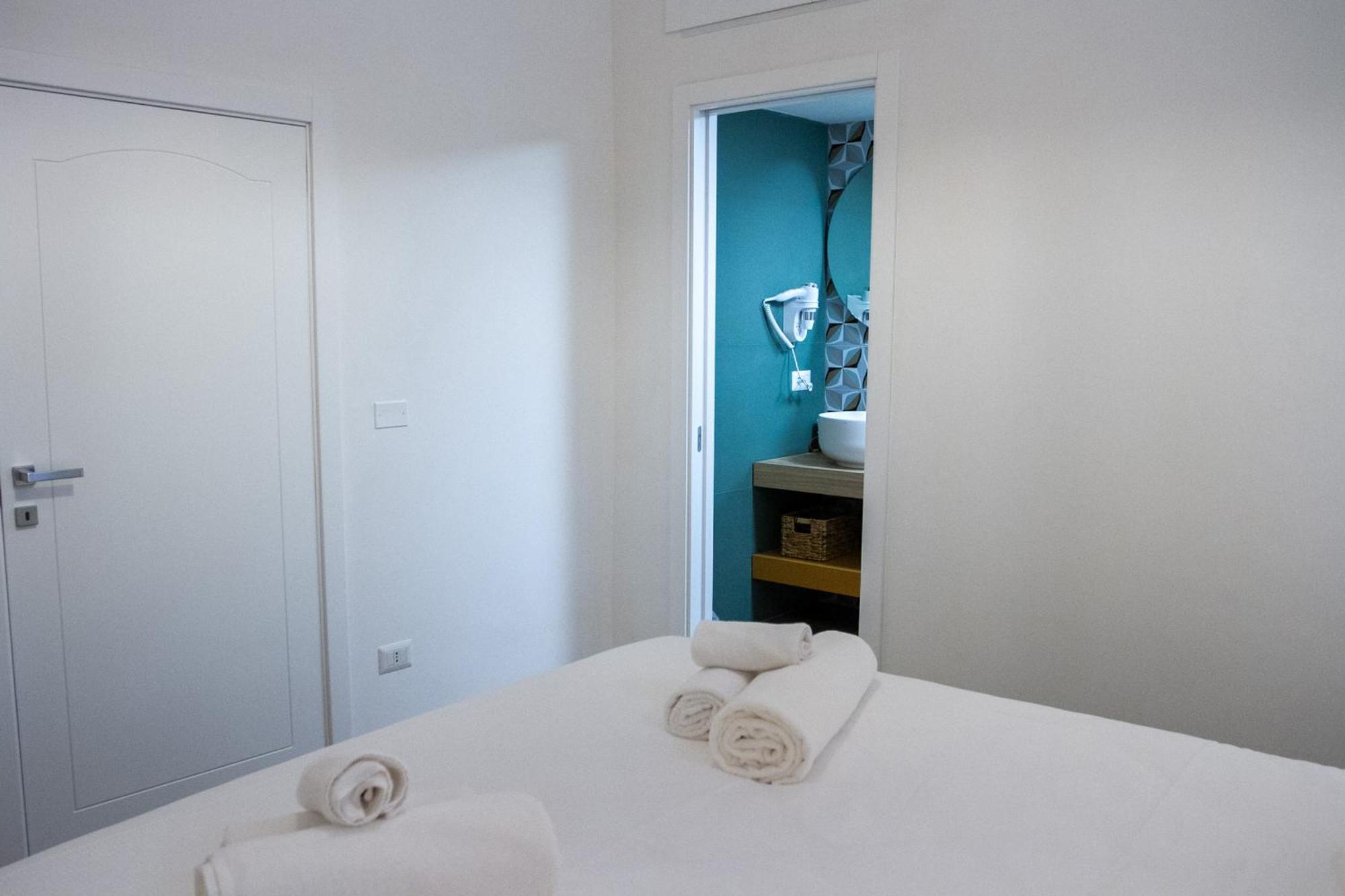 Bari In Un Click Appartement Buitenkant foto