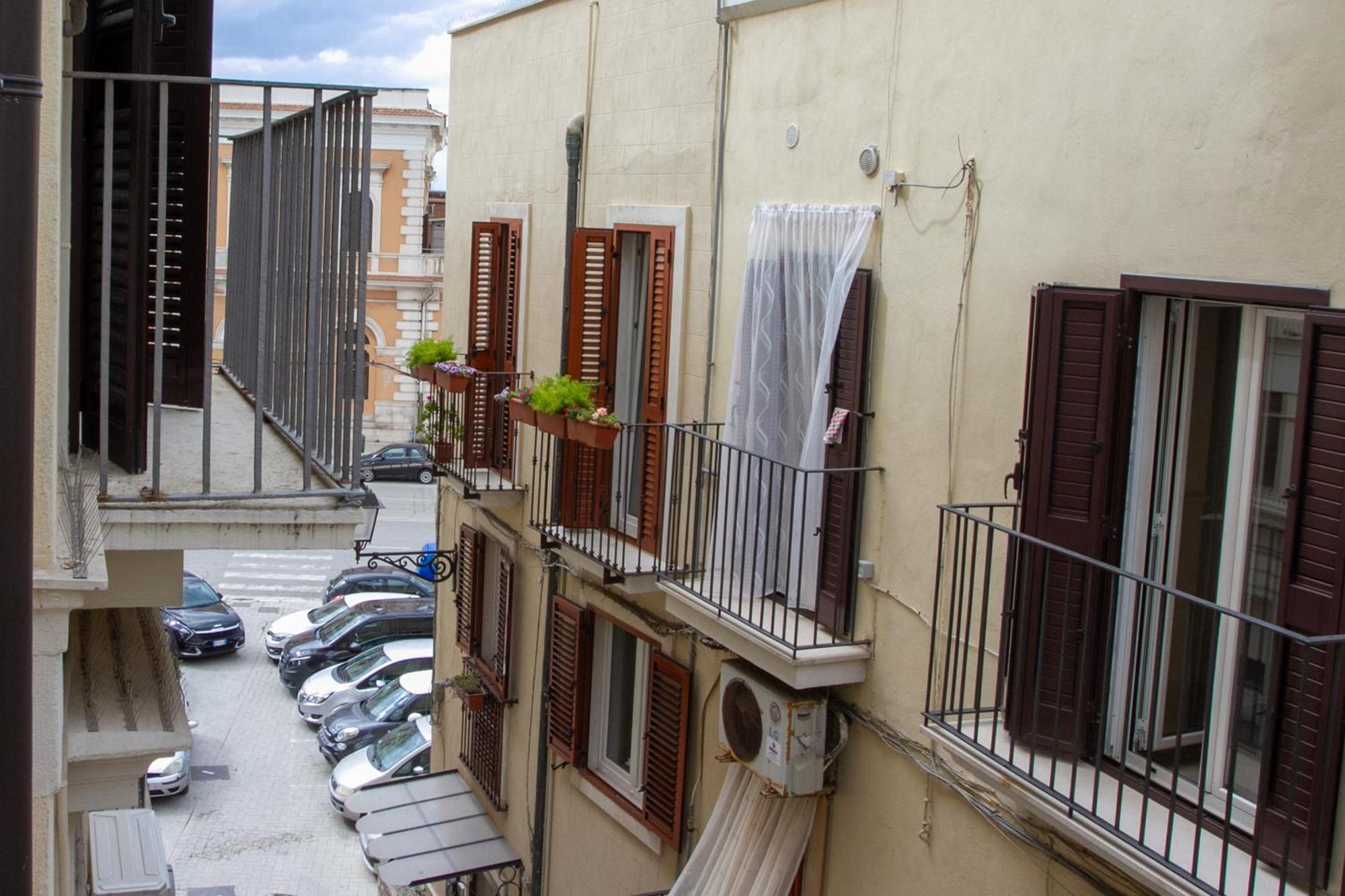 Bari In Un Click Appartement Buitenkant foto