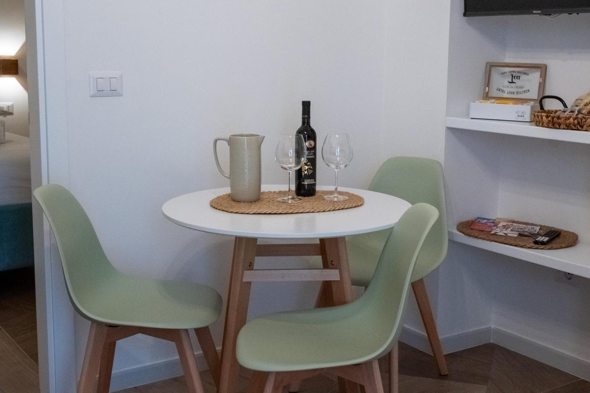 Bari In Un Click Appartement Buitenkant foto